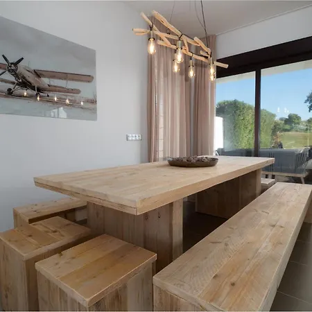 2301 - Luxury With Private Pool *